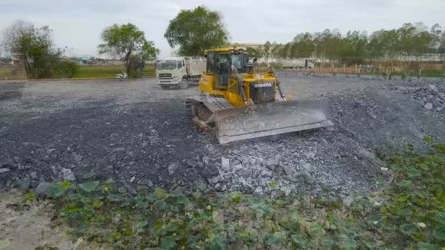 Part 3 /// Nice Activity Dozer Move Stone & Great Dump Truck In Land Fill Project Closing Road смотреть онлайн