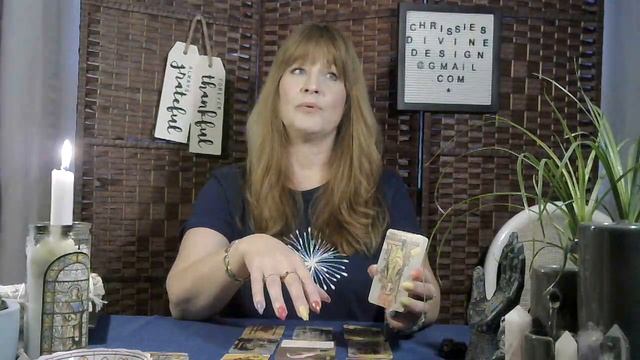 Yura Girls Day tarot reading Nov 2022 Spirit has a message смотреть онлайн