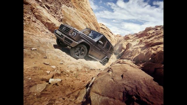 Mercedes Benz G(4Matic) Class 2019 The SUV of the Year смотреть онлайн