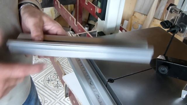 Маленькая, да удаленькая!! Ленточная пила Record Power SABRE-250 смотреть онлайн