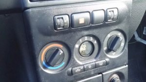 Opel Astra G / Zafira A — Доступ к лампочке подсветки панели печки Behr