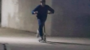 Премьера песни про самокат: "Четыре хила" | клип с подписчиками