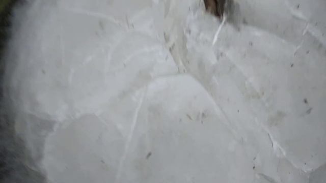 ВСТАВЬТЕ в БОЧКУ деревяшку, чтобы ЗИМОЙ её не разорвало по швам смотреть онлайн