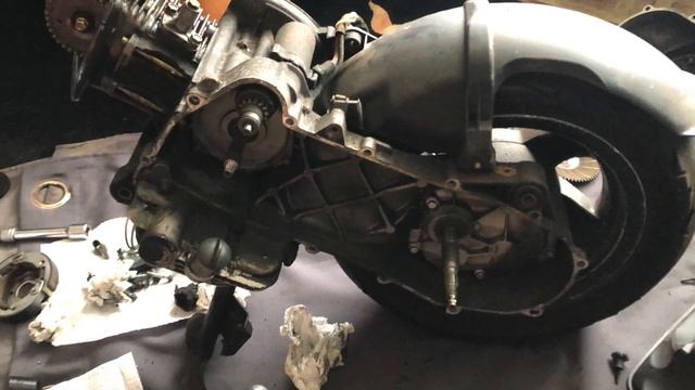 Piaggio Zip rebuild. смотреть онлайн