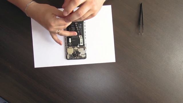 Как разобрать в домашних условиях своими руками смартфон телефон Redmi Note 9. Ремонт разъёма. смотреть онлайн