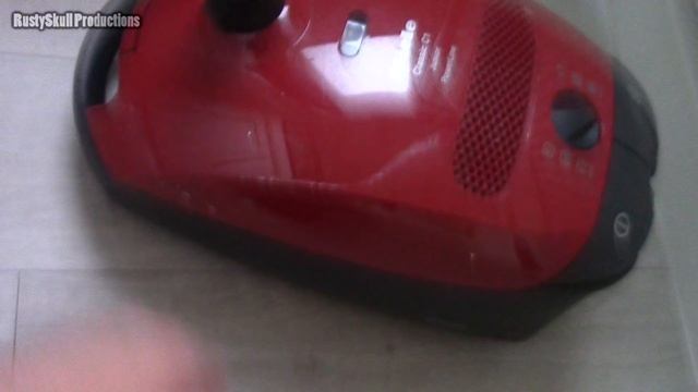 Miele Classic C1 Junior PowerLine Vacuum Cleaner - RustySkull Productions смотреть онлайн