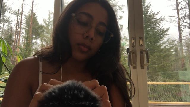 ASMR fluffy mic scratching 🥰 смотреть онлайн