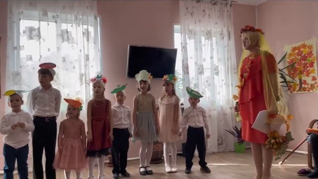 Праздник осени в доме престарелых! смотреть онлайн