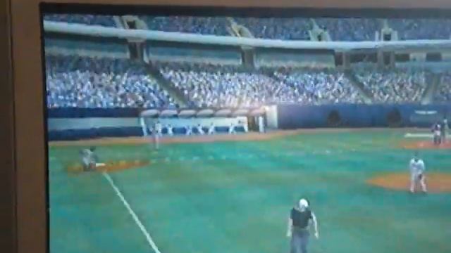 MLB 2K9 Baseball Blooper - Justin Morneau throws Backwards glitch смотреть онлайн