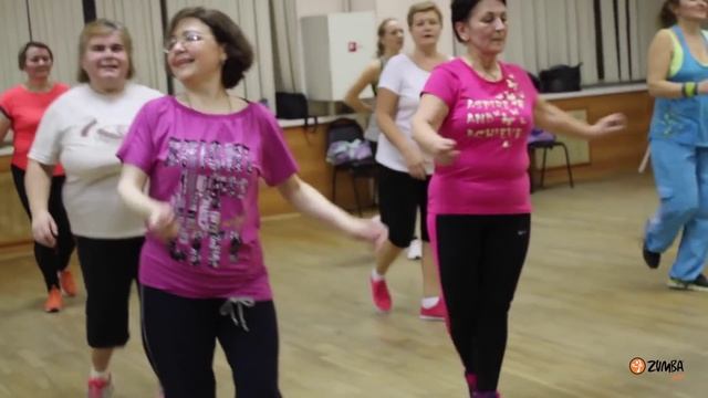 Zumba gold in DanceML Studio смотреть онлайн
