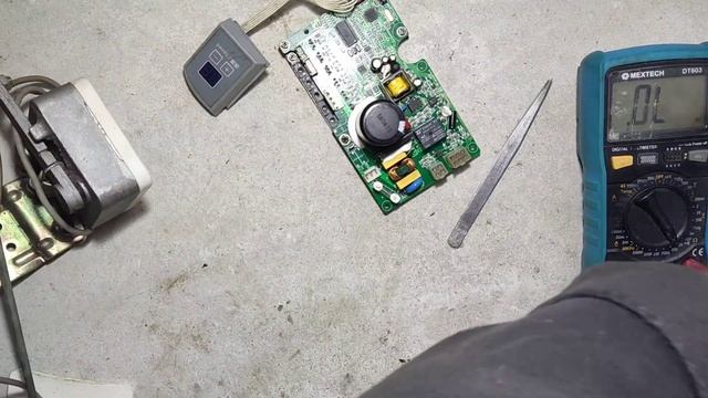 Jack F4 sewing machine E2 error, IGBT shows ok | जेक सिलाई मशीन का E2 एरर, सेभी IGBT सही देखा रही смотреть онлайн