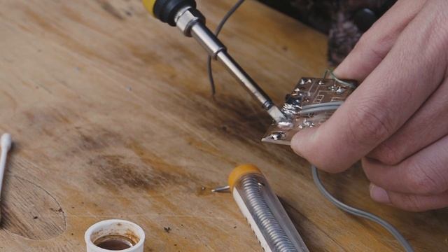 КАЧЕСТВЕННЫЙ флюс своими руками для пайки в домашних (полевых) условиях смотреть онлайн