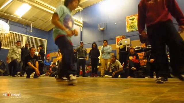 Enter the Cypher: A-Ron Vs TK смотреть онлайн