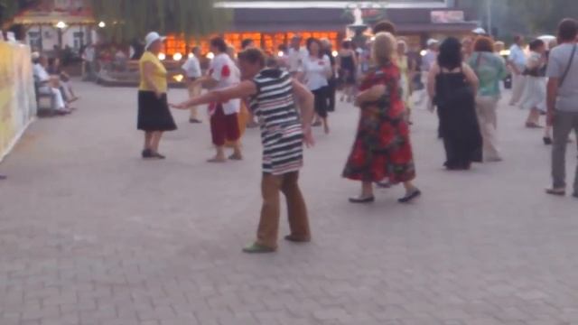 Пьяные танцы смотреть онлайн