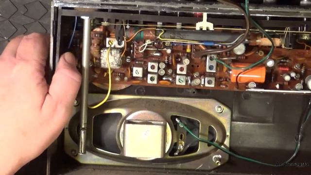 Recent Radio Finds смотреть онлайн