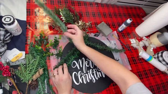DIY WOOD ROUND SIGN/ DIY DOOR HANGER/ WOOD SIGN / CHRISTMAS DIY SIGN смотреть онлайн