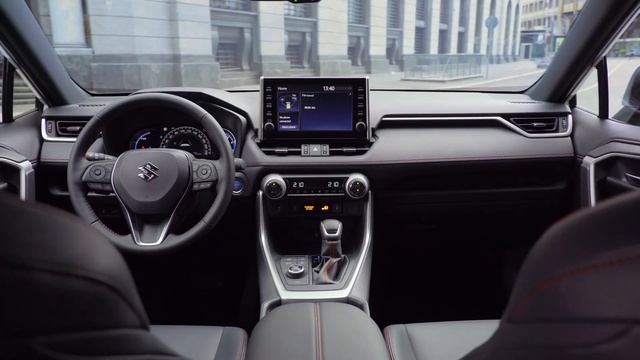 Suzuki Across Plug-in Hybrid смотреть онлайн
