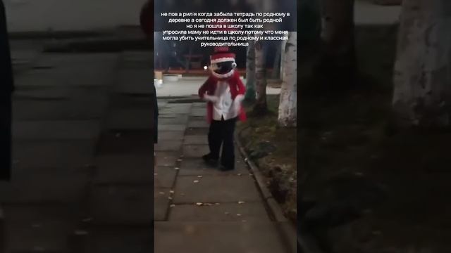 да да я щас дома. и не спрашивайте у меня почему я выбрала именно фон с кейном