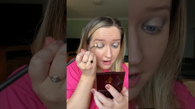 Spotlight Smoky Eye Tutorial смотреть онлайн