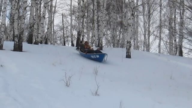 Мегажесть, на лодке с горы в канун 8 марта смотреть онлайн
