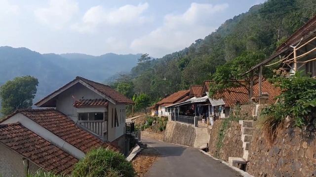 DESA BANGBAYANG PENGHASIL GULA AREN MENUJU KESANA JALAN NYA TERJAL SEKALI [BAGIAN PERTAMA] смотреть онлайн