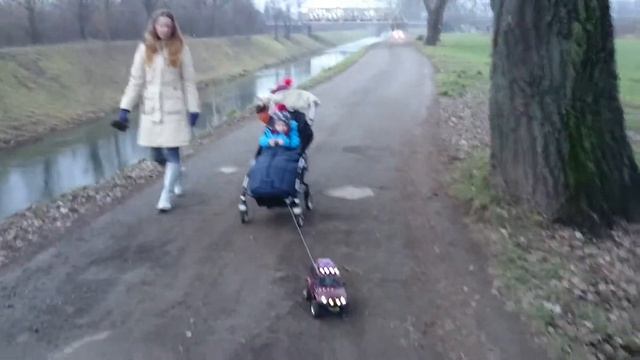 Pajero a kočárek смотреть онлайн