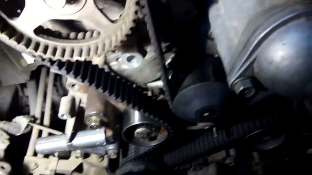 Слабое натяжения ремня ГРМ. Паджеро спорт 1, 3л, 6G72 смотреть онлайн