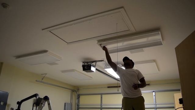 Installing Led Fluorescent light In the Garage - shop смотреть онлайн