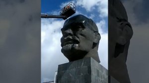 В Улан Удэ помыли «голову» Ленина
