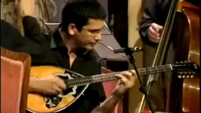 VIVALDI Concerto in C major for Mandolin and Orchestra RV425(3rd movement)LAKIS LAFTSIS смотреть онлайн