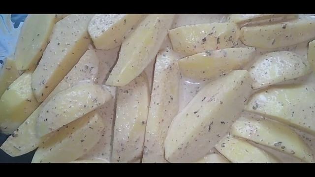 ЗАПЕЧЕНЫЙ КАРТОФЕЛЬ АЛЯ ИТАЛИЯ смотреть онлайн