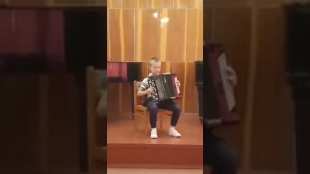 Игнатов Игорь - Украинская народная песня "Ой пиду я до млина" смотреть онлайн