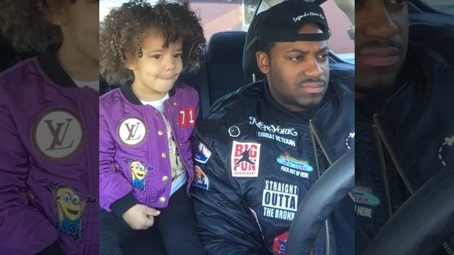 Please don't go to work daddy! смотреть онлайн