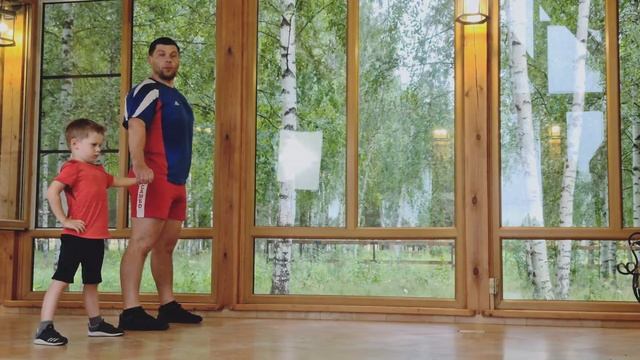 Физкультурный комплекс упражнений папа-сын. смотреть онлайн