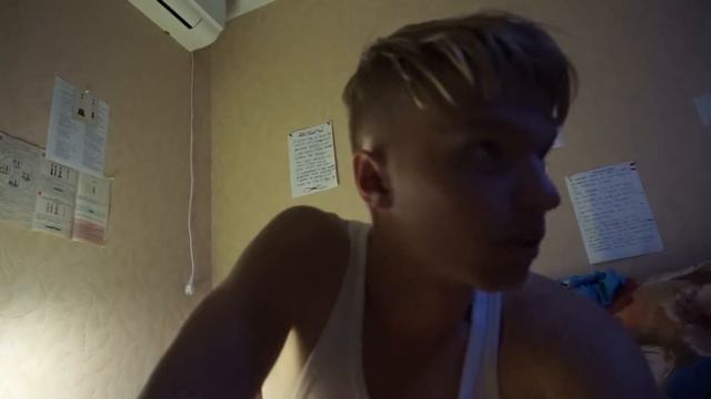 Начался трындеж/слипаются глаза/никакого бухла на днюху смотреть онлайн
