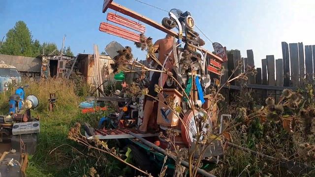 Расставили Мотоциклы Мопеды по новому! Радуемся результату! смотреть онлайн