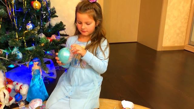 LOL Surprise и письмо от Santa Claus'а - новогодний подарок Анны и Марии.