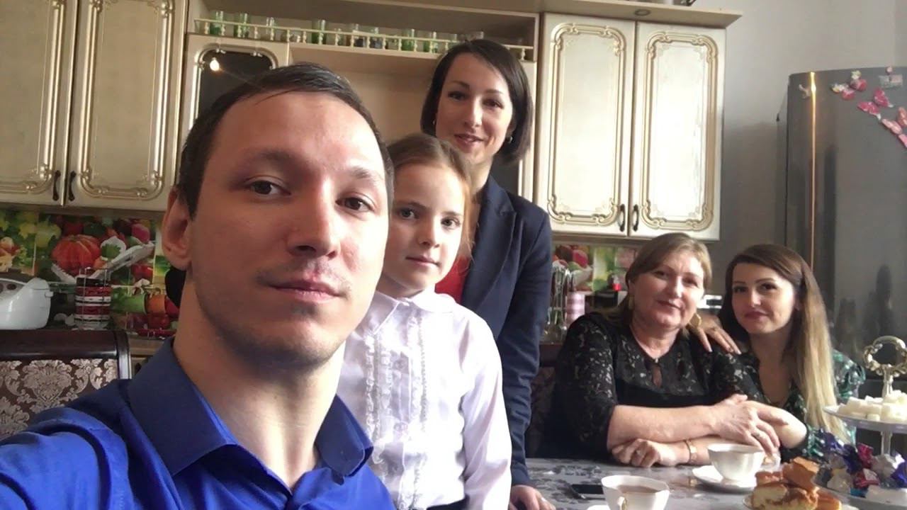 Девятилетняя девочка спасла двух детей из пожара в Дагестане смотреть онлайн
