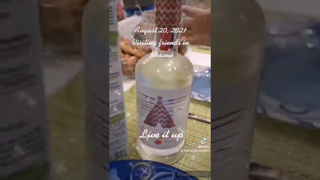 Ужинело. Жить вкусно. В гостях у магаданских друзей в Москве. Август 2021 смотреть онлайн