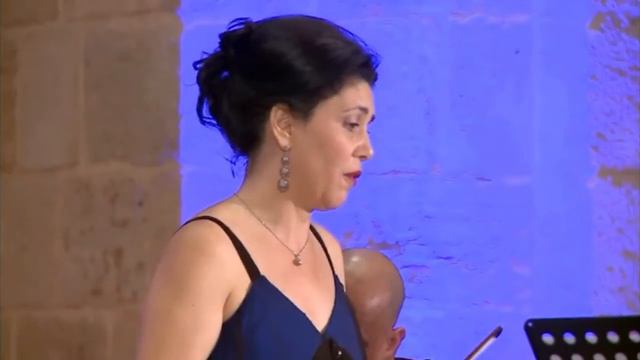 Bachianas Brasileiras by Villa-Lobos — performed by Nadine Nassar смотреть онлайн
