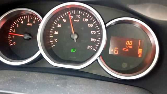 Dacia Sandero Stepway Diesel caixa automática de 2017 смотреть онлайн
