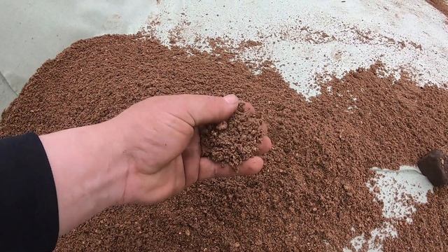 Железобетонная плита под гараж 300 мм/Подготовка основания/Выкопали котлован и засыпали его песком. смотреть онлайн