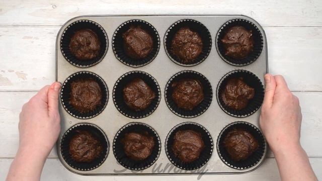 Chocolate Raspberry Truffle Cupcakes смотреть онлайн