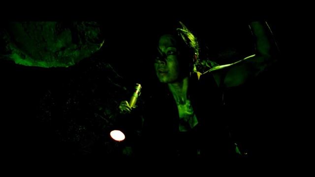 The Descent Cave Monsters Explained | De-evolution of a Human under the right conditions Explored смотреть онлайн