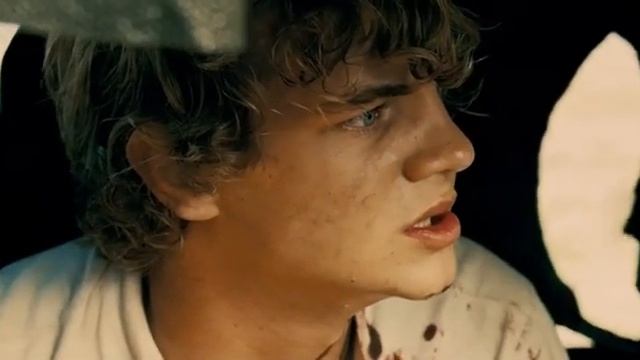 "Техасская резня бензопилой:Начало".(Нападение на ребят).Джордана Брюстер,Мэтт Бомер и др. смотреть онлайн