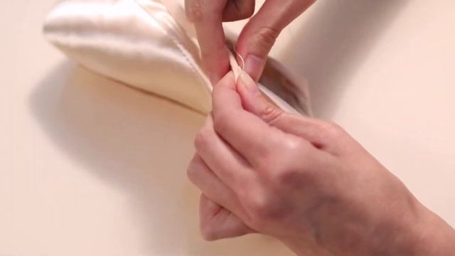 How to sew pointe shoe ribbons смотреть онлайн