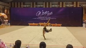 выступление Лалы Крамаренко с обручем.