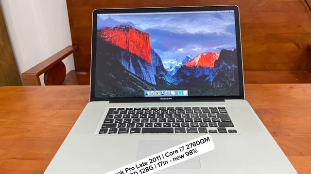 Macbook Pro Late 2011 | Core i7 2760QM4G | SSD 128G | 17in - new 98% смотреть онлайн