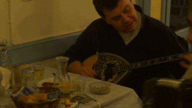 ΑΠΟ ΤΗ ΣΚΟΠΕΛΟ ΣΤΟΝ ΒΟΛΟ ΜΕ ΑΓΑΠΗ смотреть онлайн