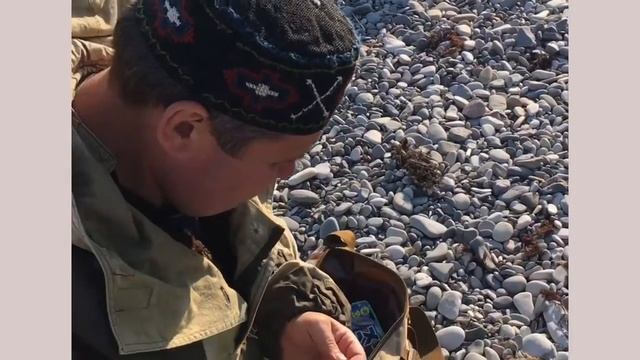 Рыбалка в чёрном море! Наживка: съедобный силикон.#рыбалкаморская#отдыхвбетте#домиквлесу#поймайерша